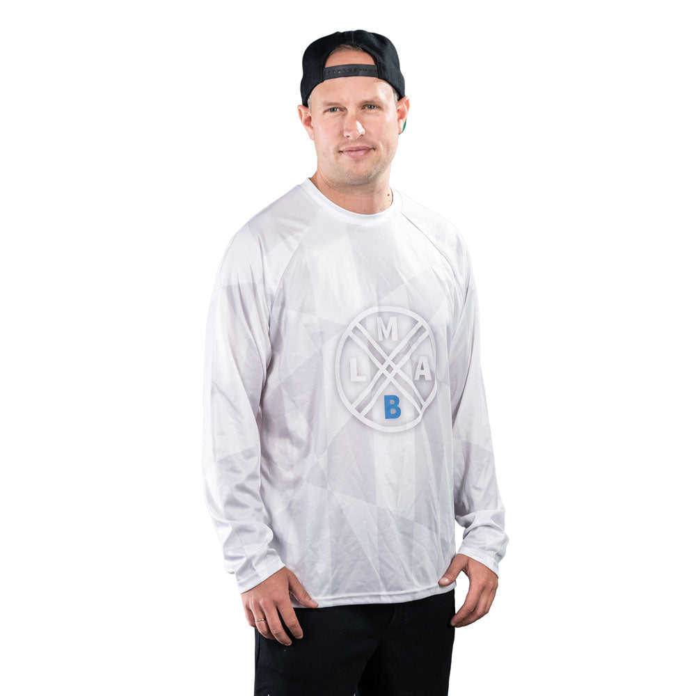 LMAB-Tournament-T-Shirt-Langarm-Weiss-01