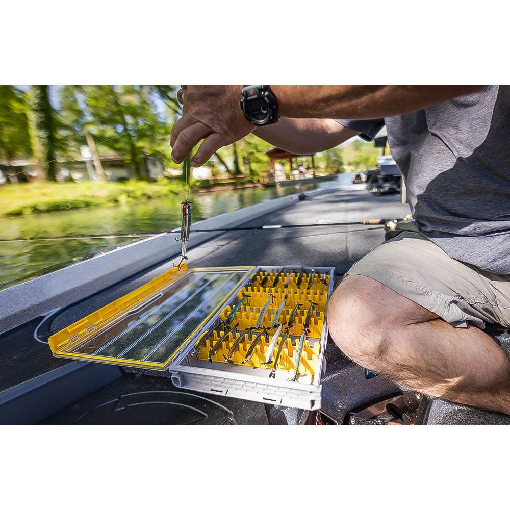 Plano-Edge-Vertical-Jig-Spybait-Box-3700-04