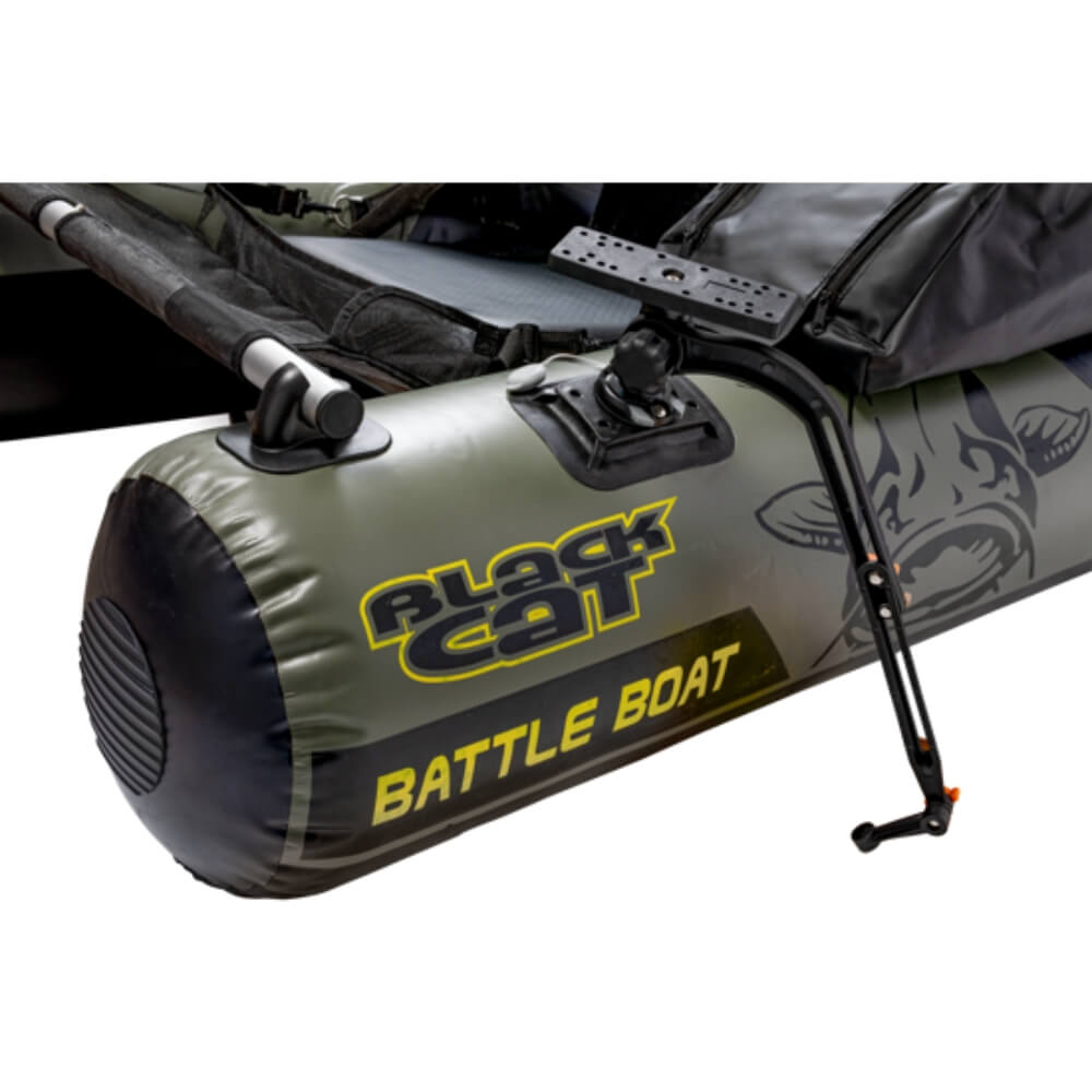 Black Cat Battle Boat Belly Boot Detailansicht mit Geberhalterung