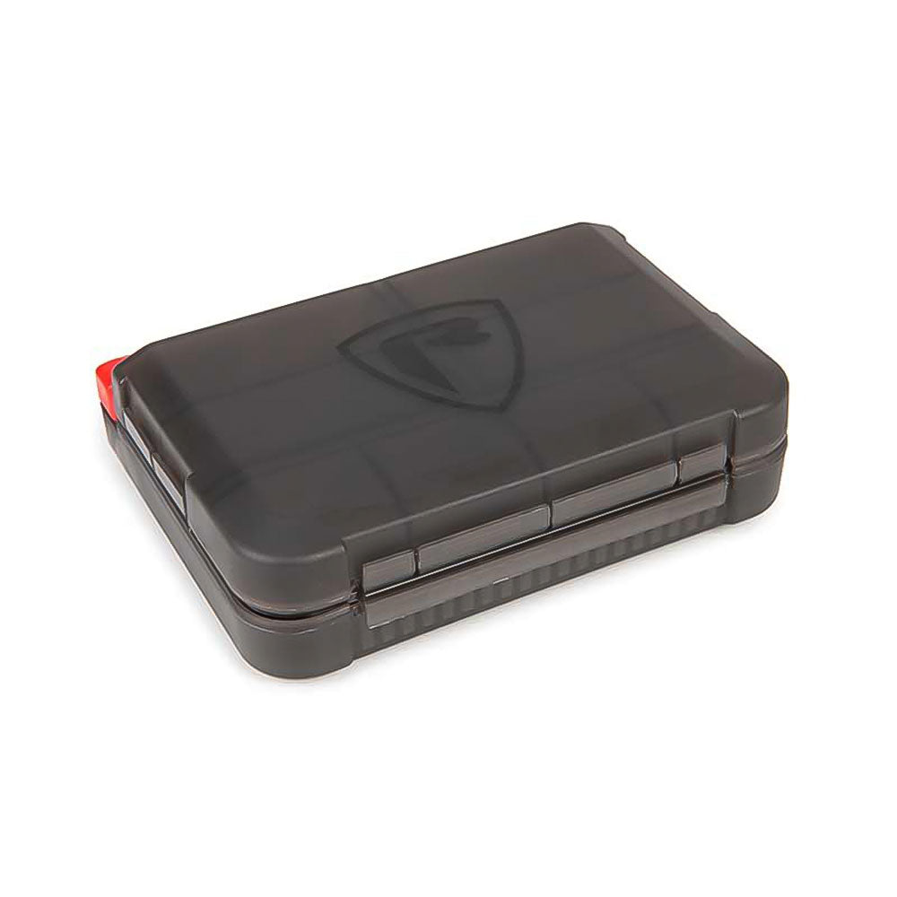 Fox-Rage-Accessory-Box-Medium-Geschlossen